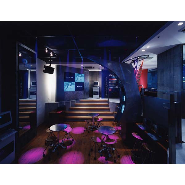 �G�C�x�[�X03